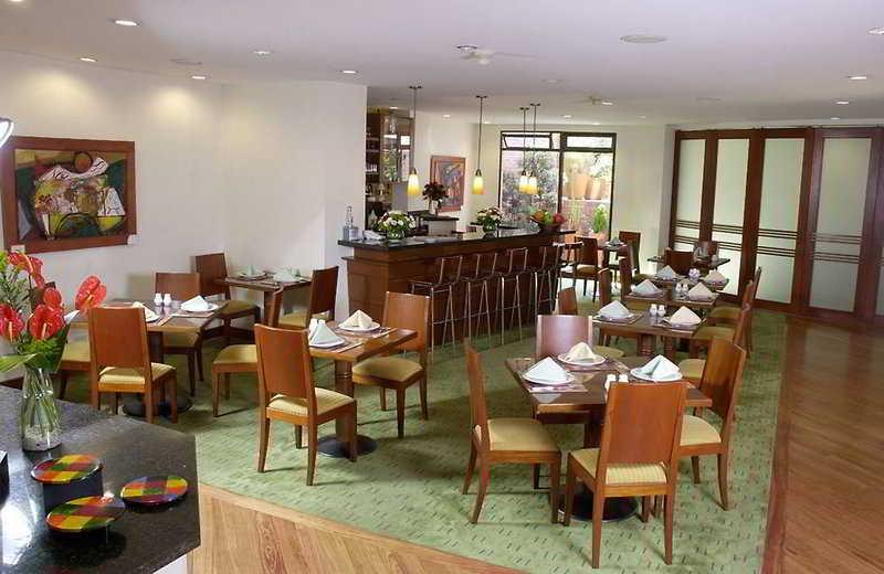 Avani Royal Zona T Bogota Hotel Restaurant foto